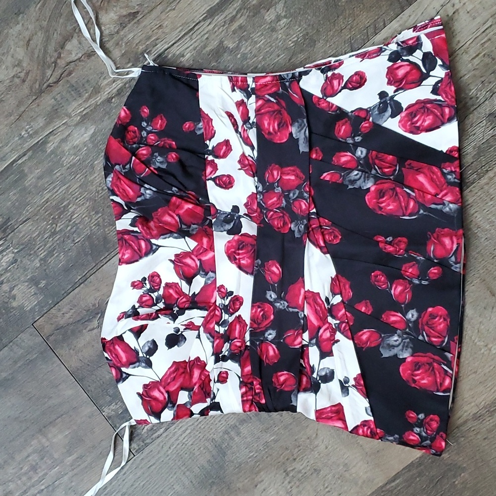 🆕 Floral Strapless Bustier